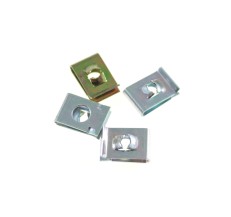 BLASZKA MOCUJĄCA 4MM