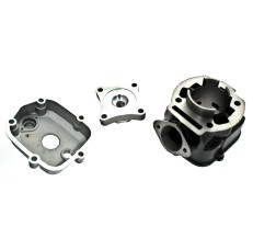 CYLINDER ŻELIWNY POWER FORCE Z GŁOWICĄ DERBI SENDA APRILIA RS 47MM 2T